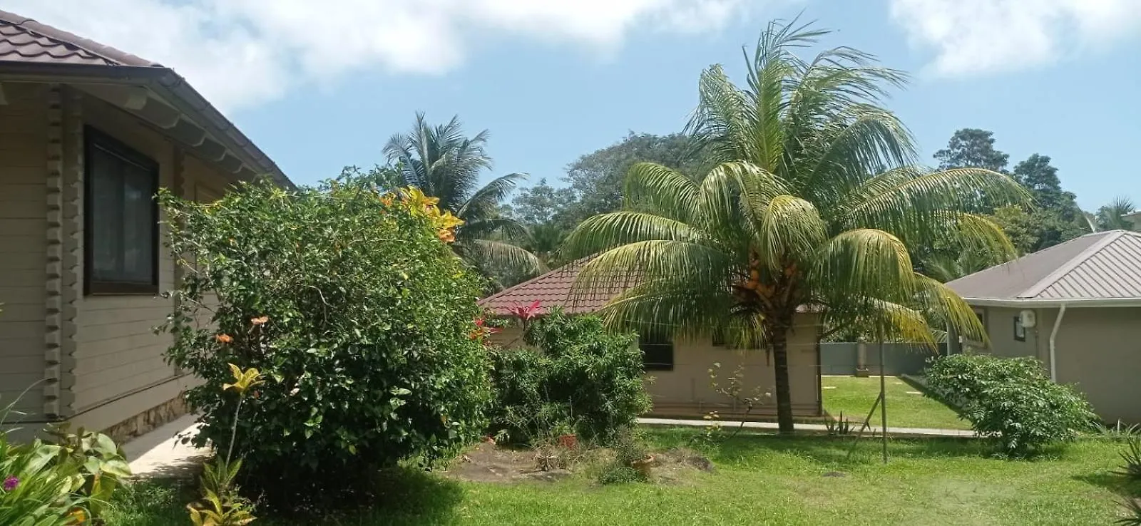 Eco Lodge Self-Catering 1-2 Grand Anse  Seychelles